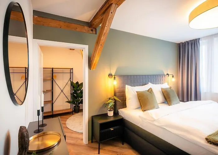 6Br Castle V!Ews A/C Luxury Dolce Vita Apartment