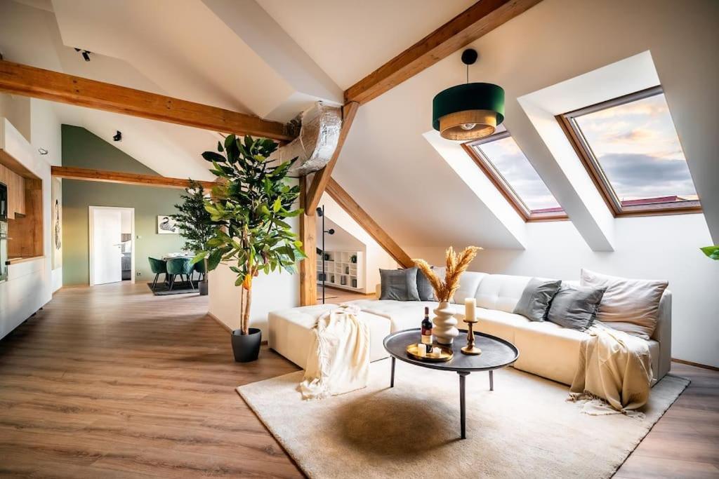 6br Castle V!ews A/c Luxury Dolce * Prague