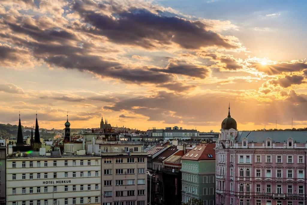 Apartment 6br Castle V!ews A/c Luxury Dolce Prague
